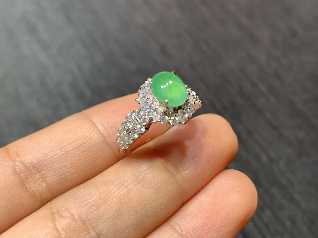 High-Icy Glowing Green Natural Jadeite Cabochon Ring — S925 Silver · No. 96D7 (photo 4)