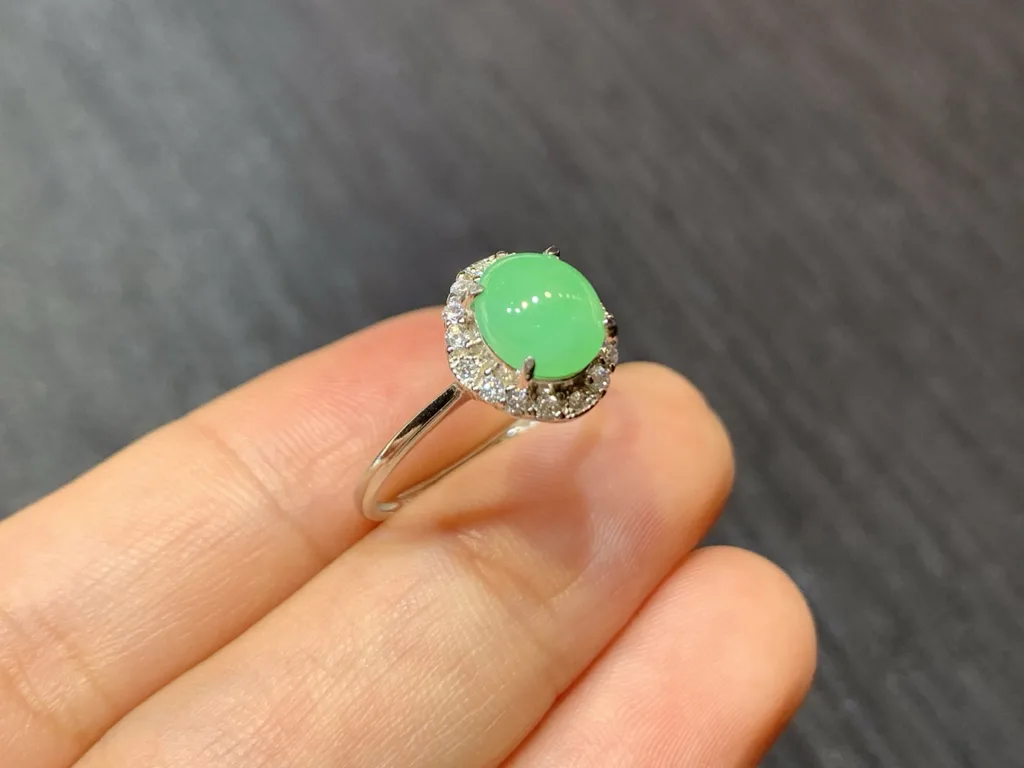 Icy Soft Vivid Green Natural Jadeite Cabochon Ring — S925 Silver · No. AF33 (photo 4)