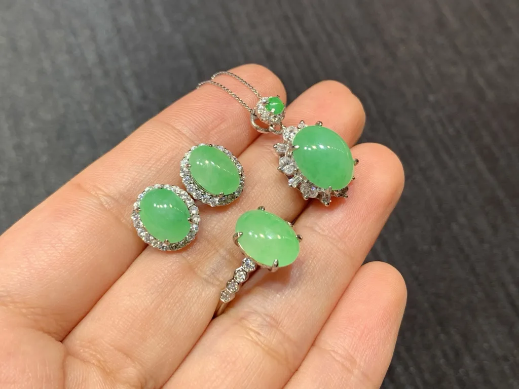 Icy Vivid Green Cabochon Natural Jadeite Three-Piece Cabochon Set — S925 Silver · No. 6AD0 (photo 4)