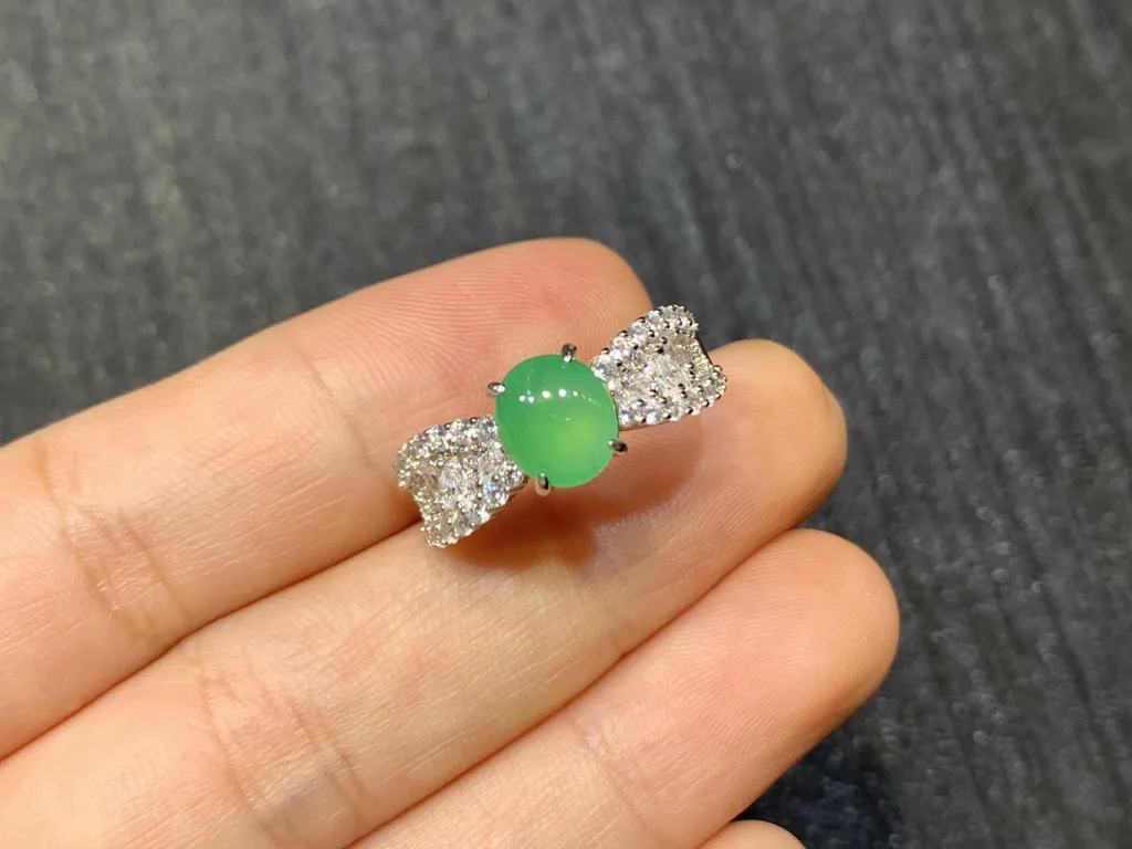 High-Icy Vivid Green Natural Jadeite Cabochon Ring — S925 Silver · No. CE13 (photo 2)