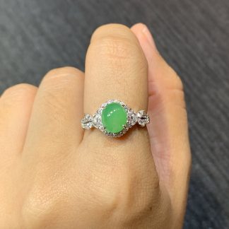 Icy Vivid-Green Cabochon Ring — S925 Silver