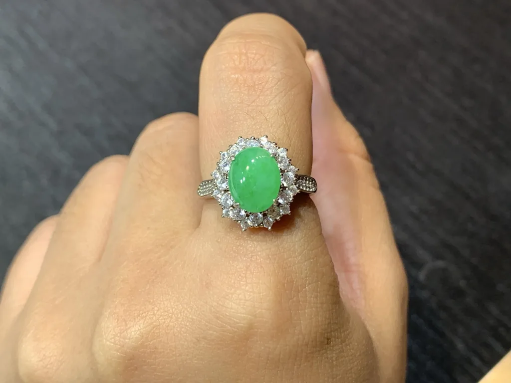 Icy Vivid Green Natural Jadeite Cabochon Ring — S925 Silver · No. D006 (photo 5)