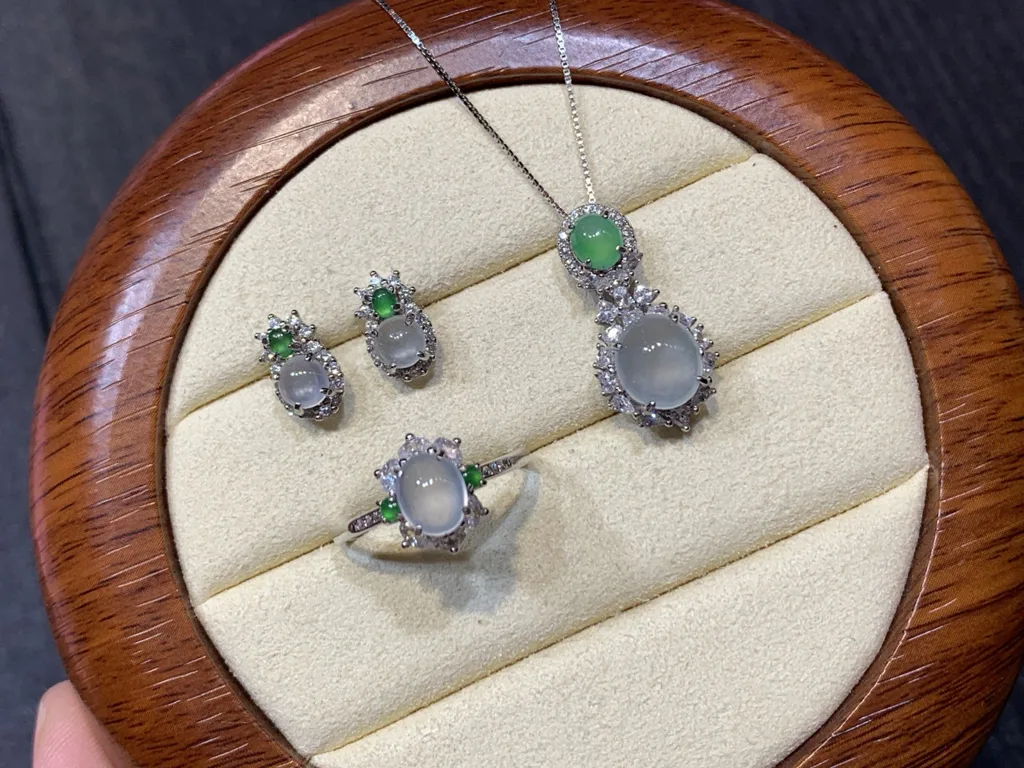 High-Icy Glowing Cabochon Natural Jadeite Three-Piece Cabochon Set — S925 Silver · No. E3B0 (photo 2)