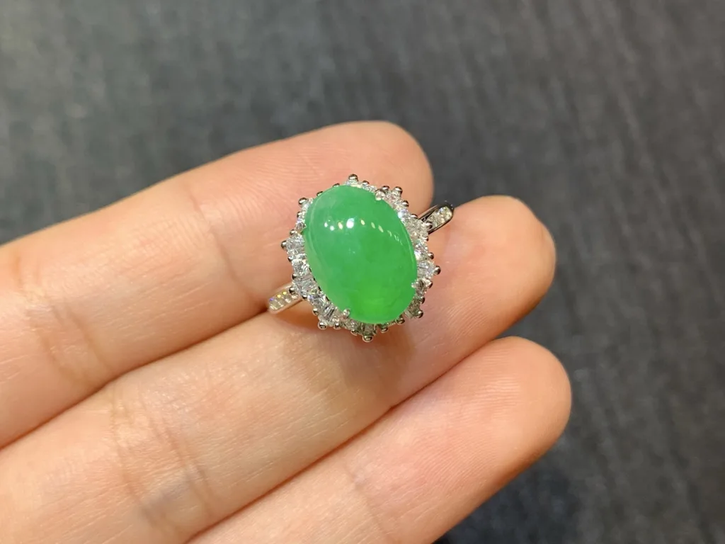 Icy Vivid Green Natural Jadeite Cabochon Ring — S925 Silver · No. 9594 (photo 2)