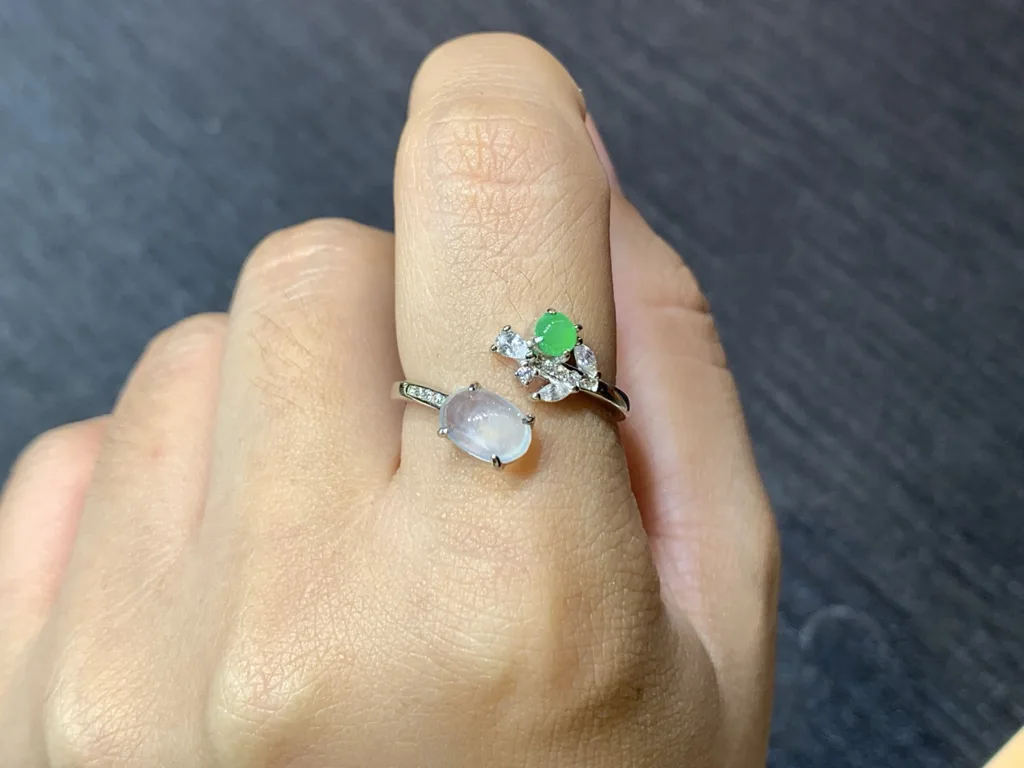 High-Icy Glowing White and Green Natural Jadeite Cabochon Ring — S925 Silver · No. F824 (photo 5)