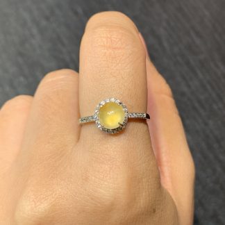 High-Icy Yellow Fei Cabochon Ring — S925 Silver