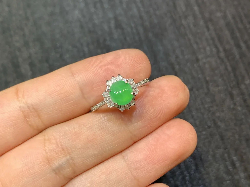 Icy Vivid Green Natural Jadeite Cabochon Ring — S925 Silver · No. CF91 (photo 2)