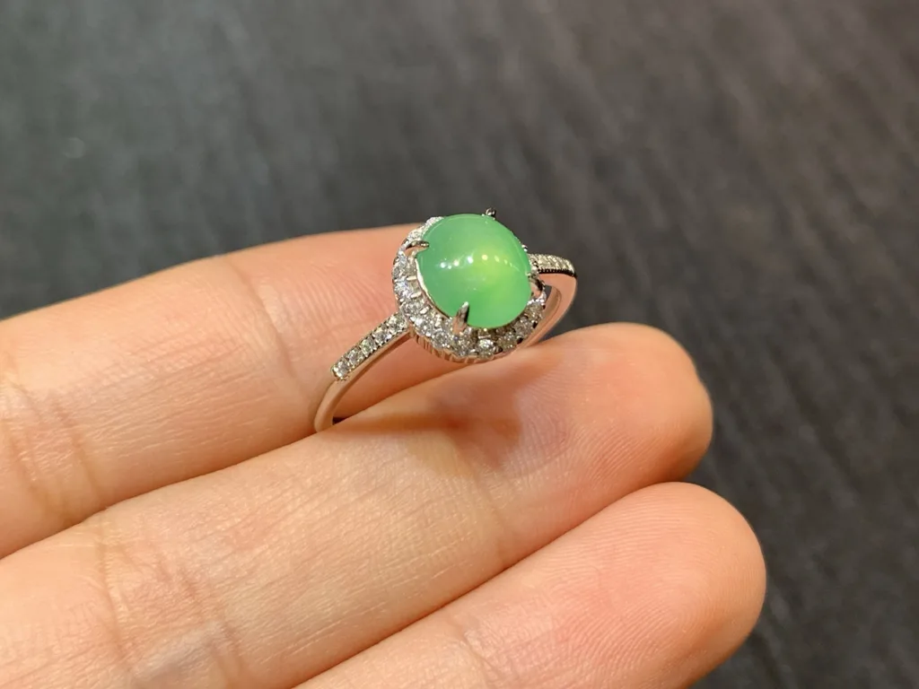 High-Icy Clear Green Natural Jadeite Cabochon Ring — S925 Silver · No. C70E (photo 4)