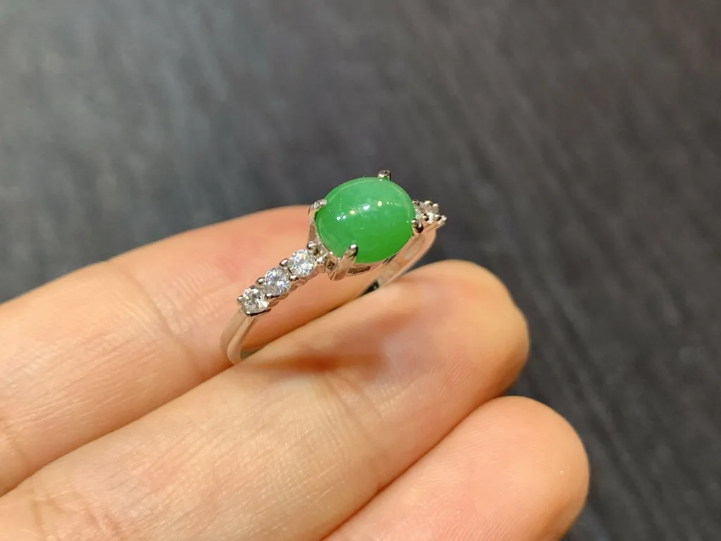 Vivid Green Natural Jadeite Cabochon Ring — S925 Silver · No. 4112 (photo 4)