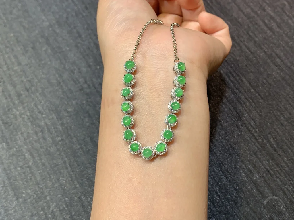 High-Icy Vivid Green Natural Jadeite Cabochon Bracelet — S925 Silver · No. 24B5 (photo 3)