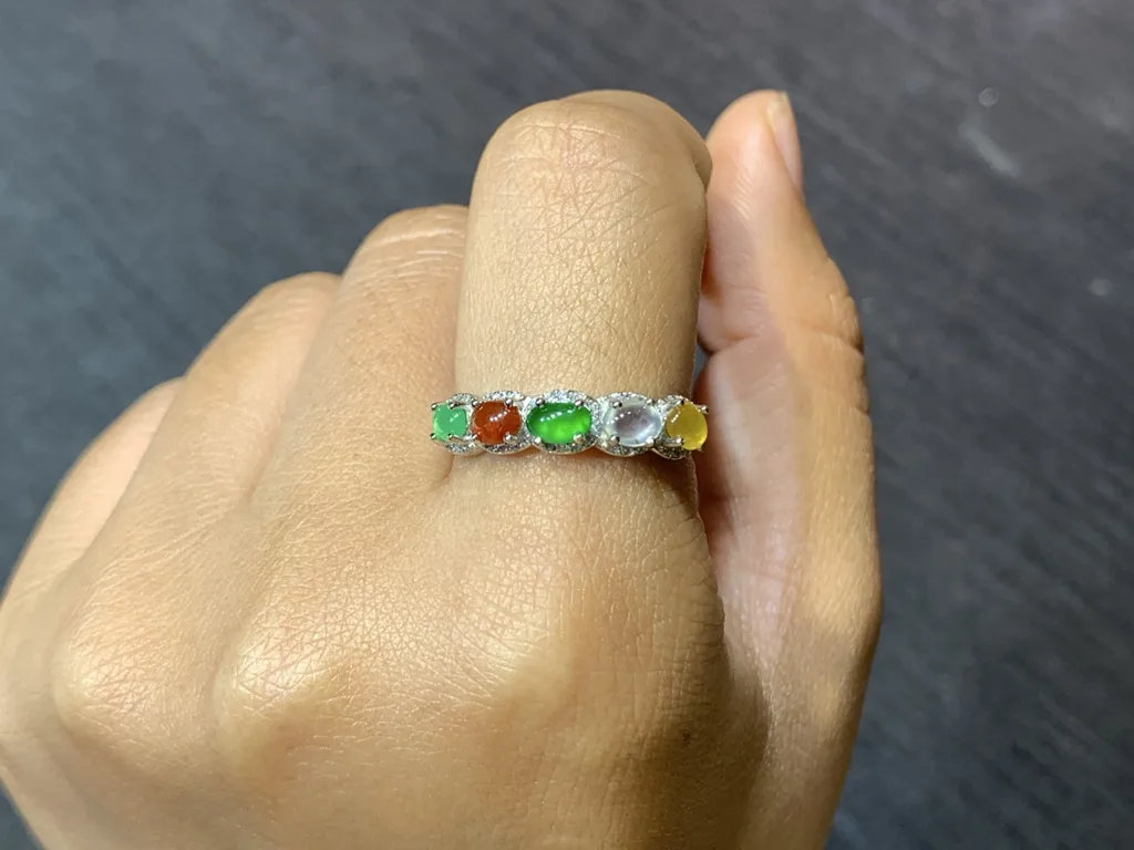 高冰多彩天然翡翠蛋面戒指 S925 银 · 编号 3383（图 5）