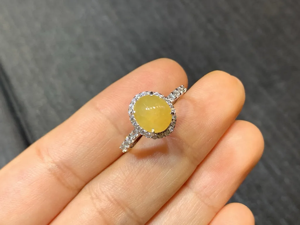 High-Icy Honey Yellow Natural Jadeite Cabochon Ring — S925 Silver · No. 220E (photo 2)