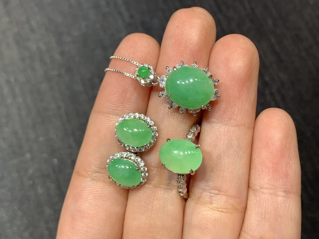 Icy Vivid Green Cabochon Natural Jadeite Three-Piece Cabochon Set — S925 Silver · No. 6AD0 (photo 3)
