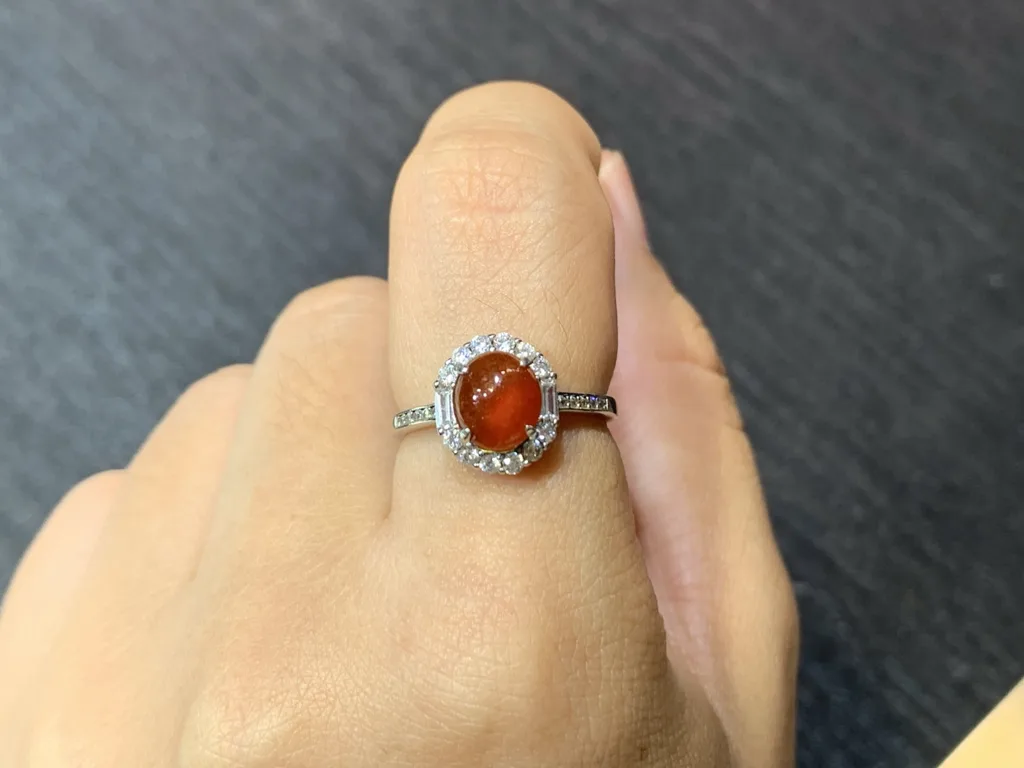 Icy Russet Red Natural Jadeite Cabochon Ring — S925 Silver · No. 5F4D (photo 5)