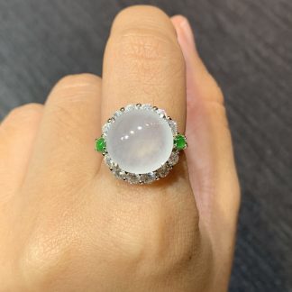High-Icy Glowing Cabochon Ring — S925 Silver