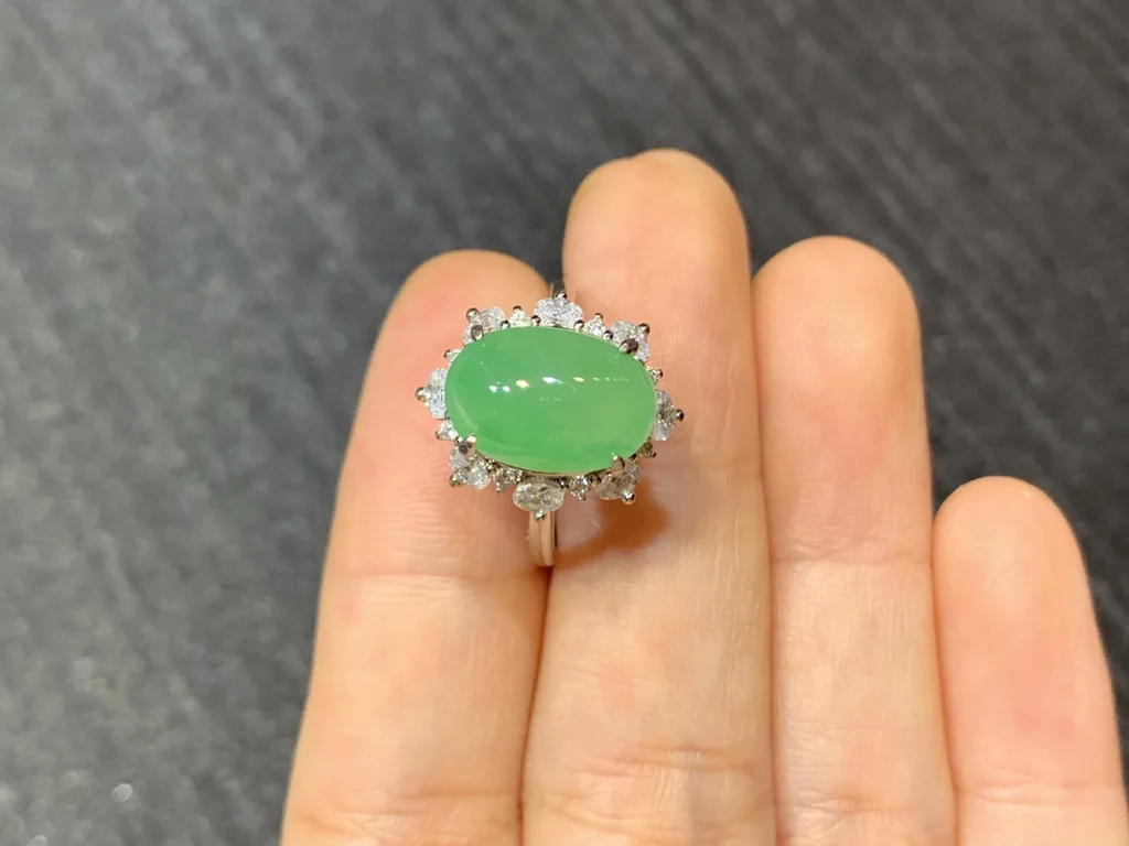 Icy Vivid Green Natural Jadeite Cabochon Ring — S925 Silver · No. 40D9 (photo 3)