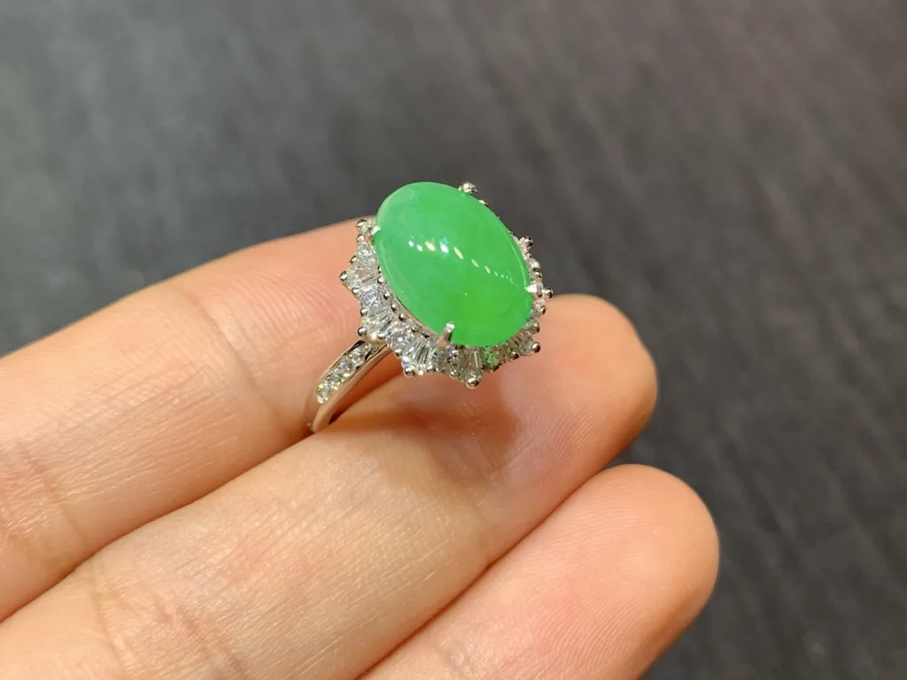Icy Vivid Green Natural Jadeite Cabochon Ring — S925 Silver · No. 9594 (photo 4)