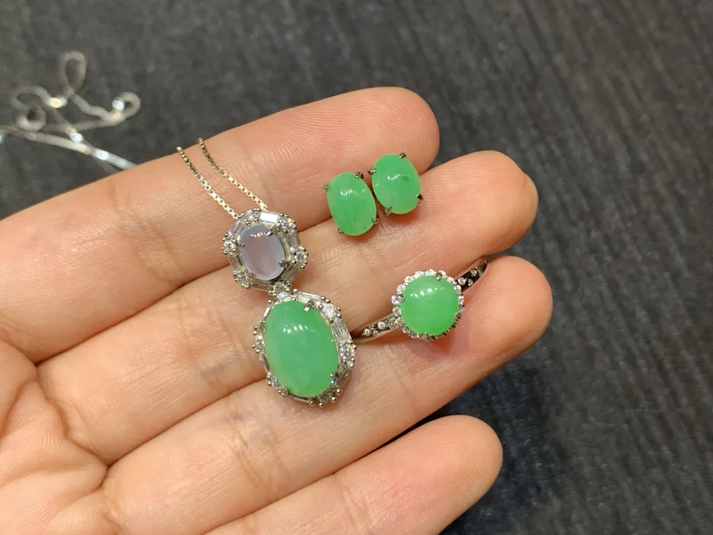 Icy Vivid Green Cabochon Natural Jadeite Three-Piece Cabochon Set — S925 Silver · No. 3B36 (photo 2)