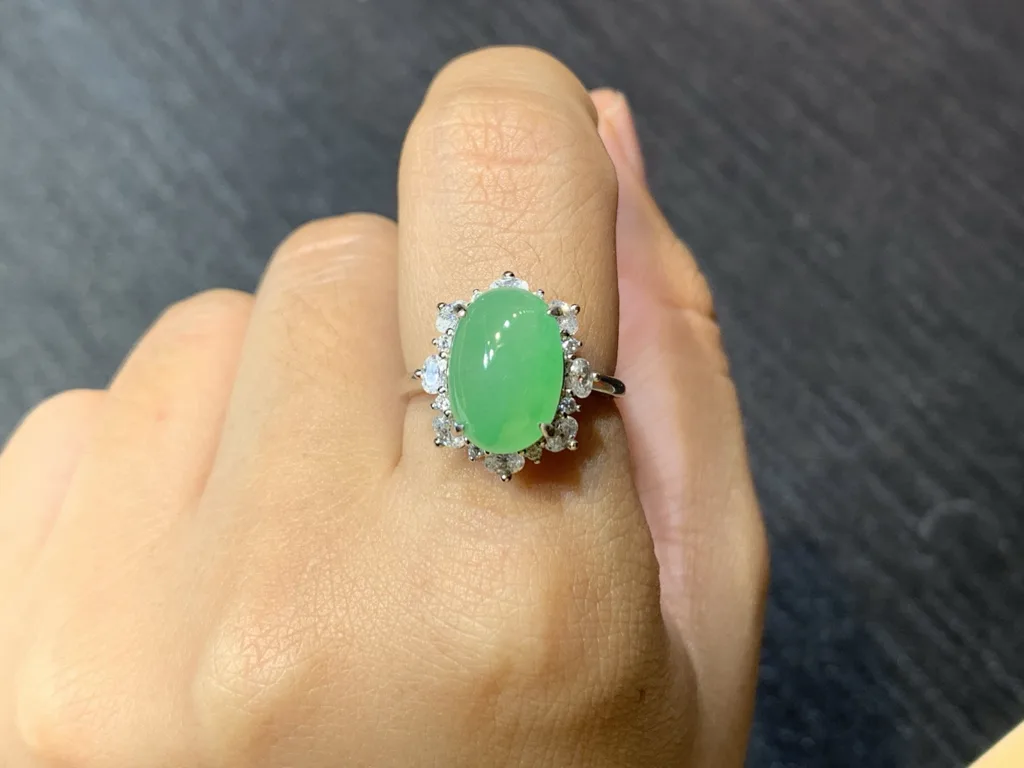 Icy Vivid Green Natural Jadeite Cabochon Ring — S925 Silver · No. 40D9 (photo 5)