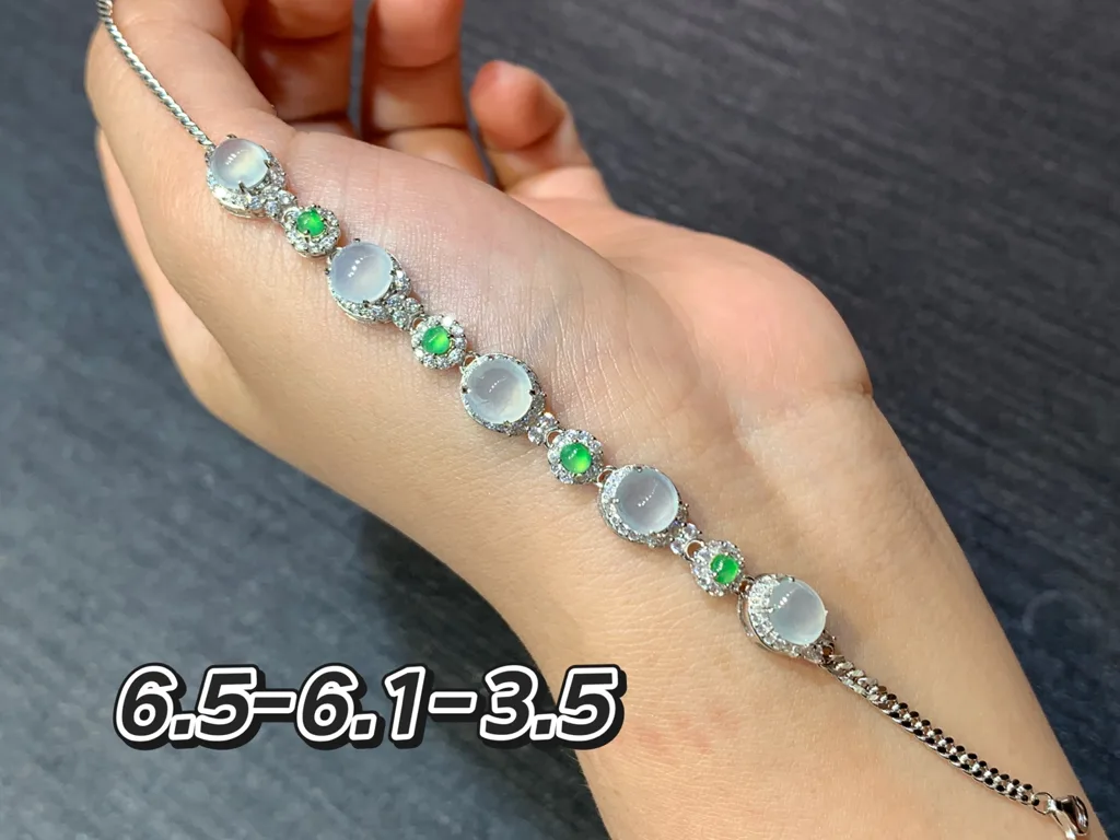 高冰荧光天然翡翠蛋面手链 S925 银 · 编号 E5B2（图 1）