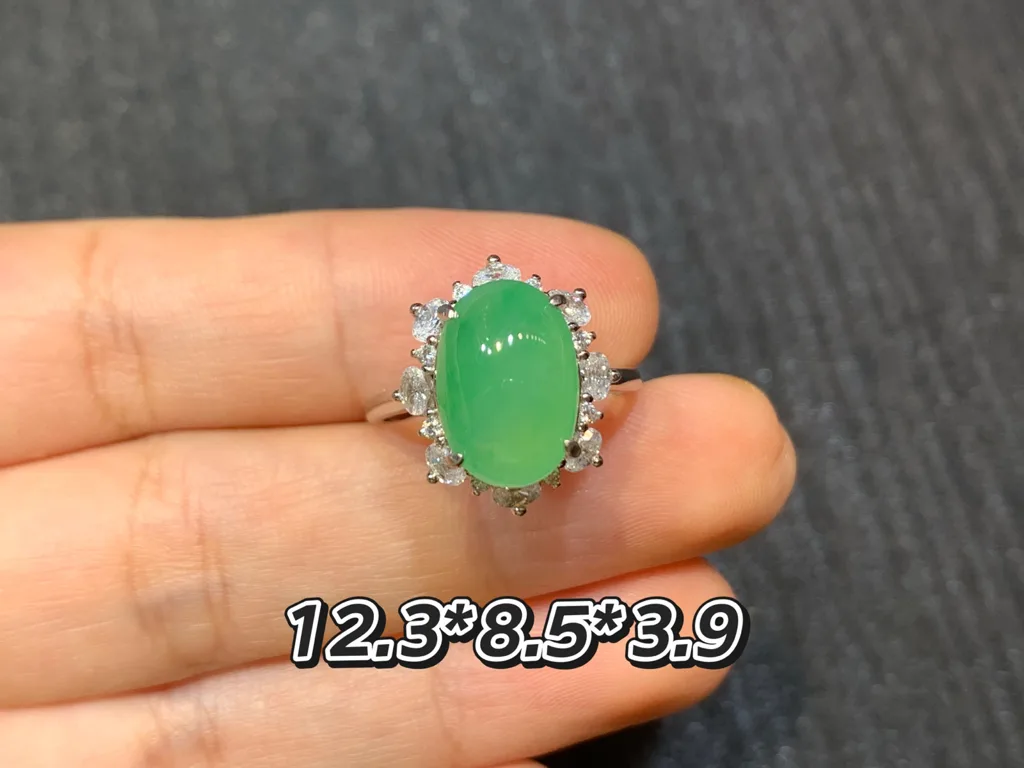 Icy Vivid Green Natural Jadeite Cabochon Ring — S925 Silver · No. 40D9 (photo 1)