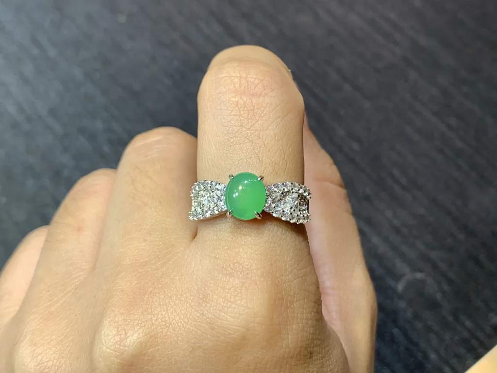 High-Icy Vivid Green Natural Jadeite Cabochon Ring — S925 Silver · No. CE13 (photo 5)