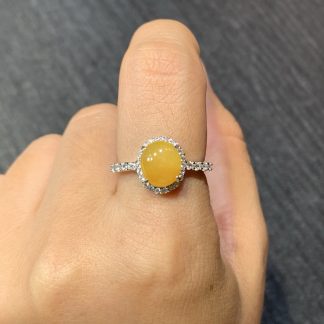 High-Icy Yellow Fei Cabochon Ring — S925 Silver