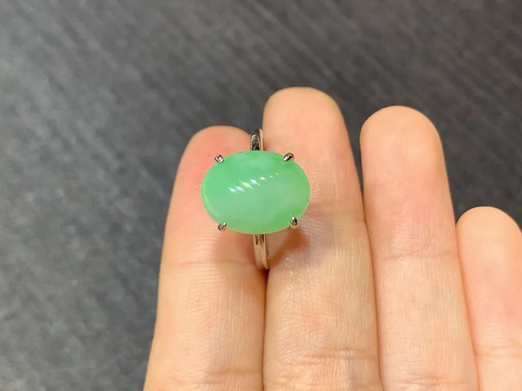 Icy Vivid Green Natural Jadeite Cabochon Ring — S925 Silver · No. EFFA (photo 3)