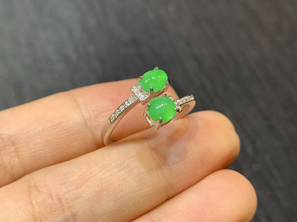 Icy Vivid Green Natural Jadeite Twin Cabochon Ring — S925 Silver · No. 46F3 (photo 4)