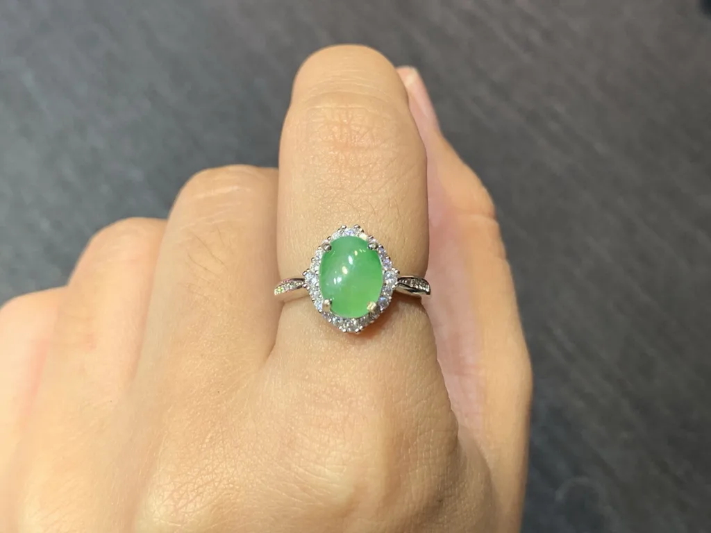 Icy Vivid Green Cabochon Natural Jadeite Three-Piece Cabochon Set — S925 Silver · No. 8976 (photo 5)