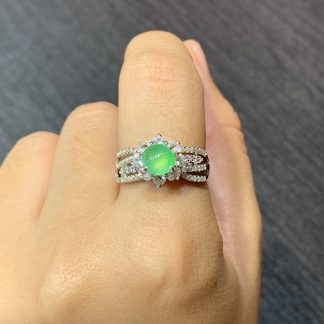 High-Icy Glowing Green Cabochon Ring — S925 Silver