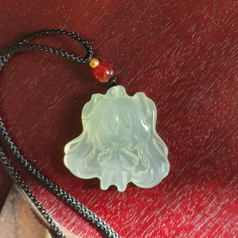 Hatsune Miku Pendants: Portrait Edition vs Full Body Design