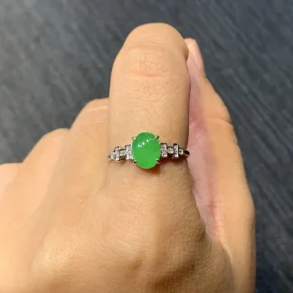 High-Icy Vivid Green Natural Jadeite Cabochon Ring — S925 Silver · No. 8EBA