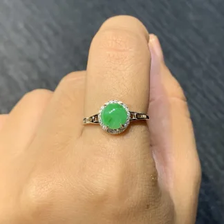 Icy Vivid Green Natural Jadeite Cabochon Ring — S925 Silver · No. B1F8