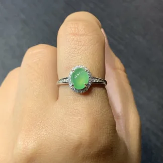 冰甜绿天然翡翠蛋面戒指 S925 银 · 编号 27F7