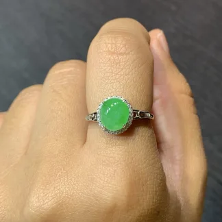 Vivid Green Natural Jadeite Cabochon Ring — S925 Silver · No. 4F86