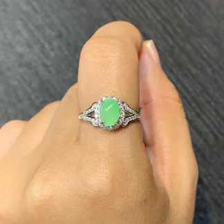 High-Icy Soft Vivid Green Natural Jadeite Cabochon Ring — S925 Silver · No. 7F00