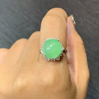 High-Icy Soft Vivid Green Natural Jadeite Cabochon Ring — S925 Silver · No. E785