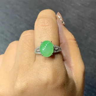 Icy Vivid Green Natural Jadeite Cabochon Ring — S925 Silver · No. B339
