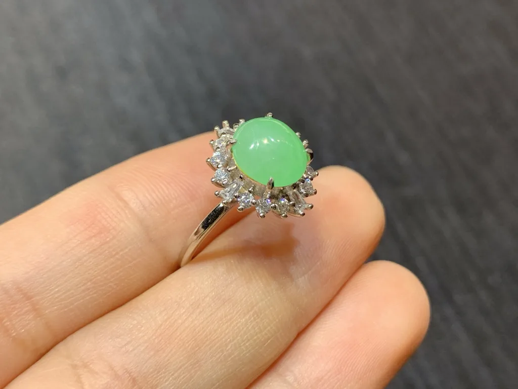 Icy Soft Vivid Green Natural Jadeite Cabochon Ring — S925 Silver · No. 6C8F (photo 4)