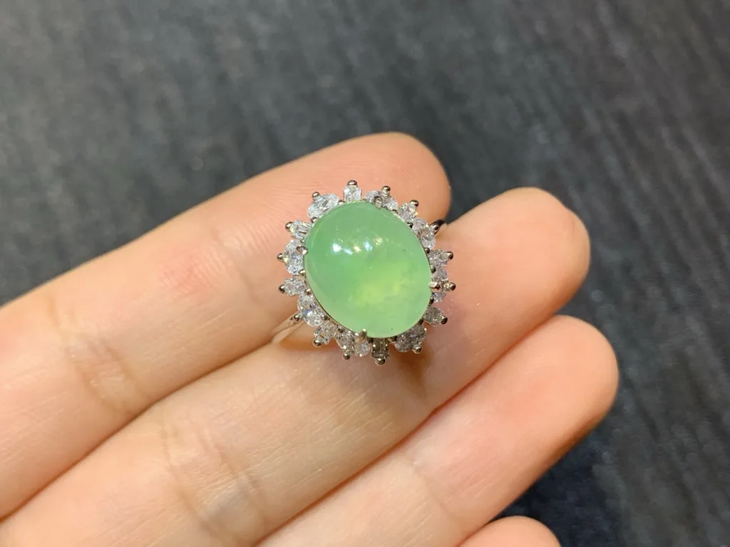 High-Icy Clear Green Natural Jadeite Cabochon Ring — S925 Silver · No. EE3E (photo 2)
