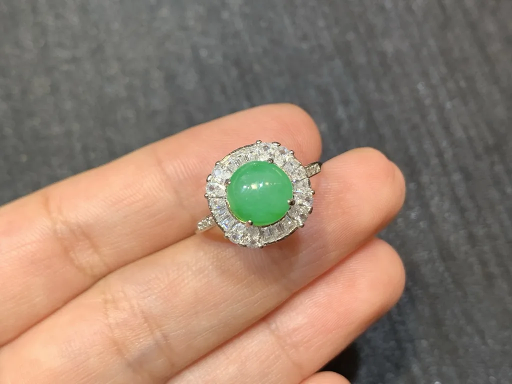 Icy Vivid Green Natural Jadeite Cabochon Ring — S925 Silver · No. 8993 (photo 2)
