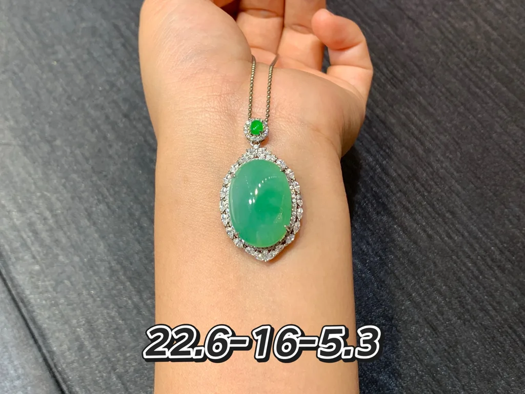 Icy Vivid Green Natural Jadeite Cabochon Pendant — S925 Silver · No. D856 (photo 1)