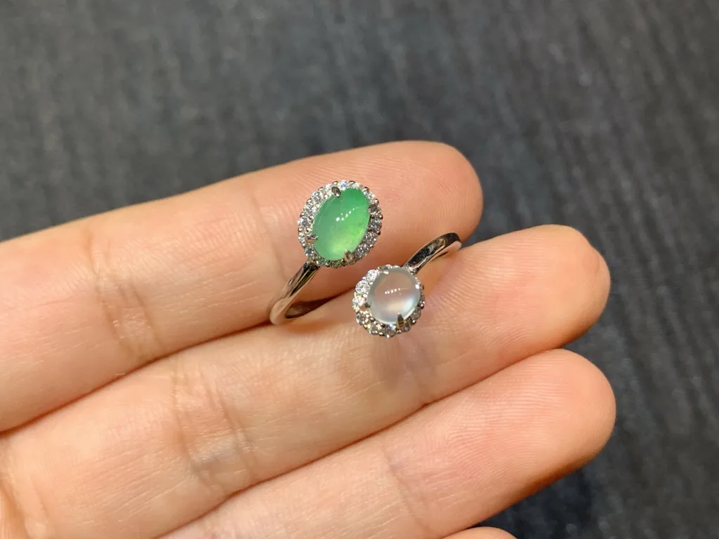 High-Icy White and Clear Green Natural Jadeite Cabochon Ring — S925 Silver · No. 3386 (photo 2)