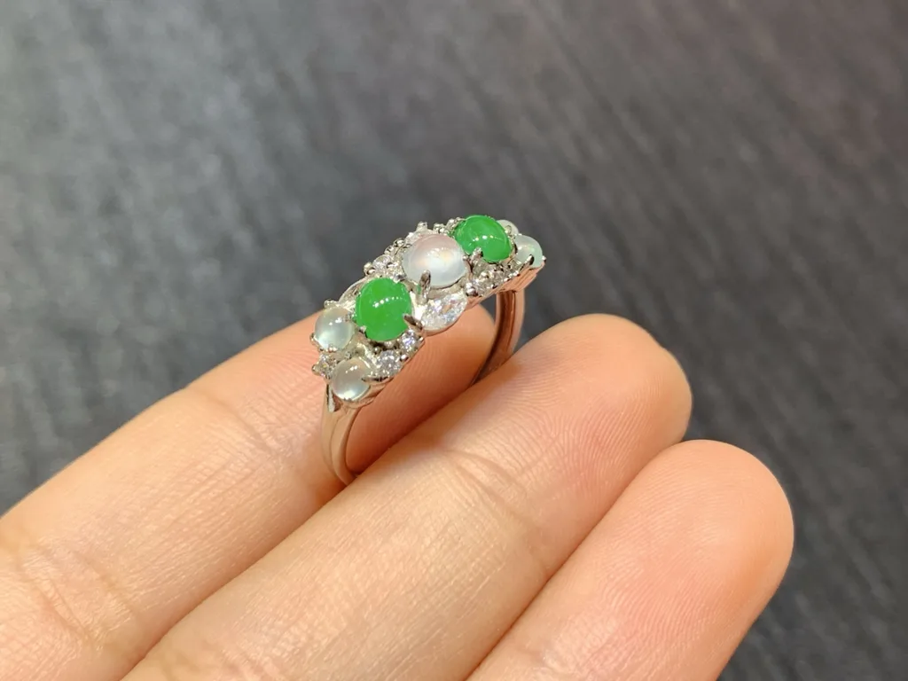 High-Icy Glowing White and Vivid Green Natural Jadeite Cabochon Ring — S925 Silver · No. 49CD (photo 4)