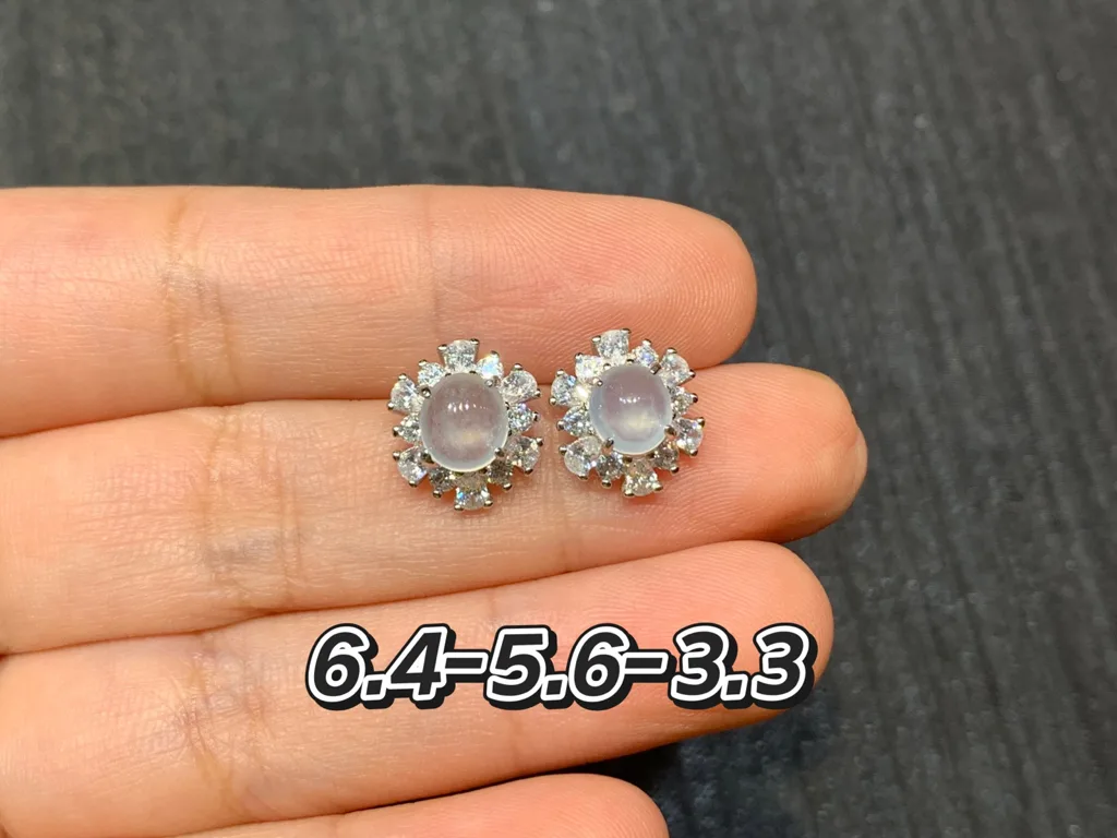 高冰荧光天然翡翠蛋面耳钉 S925 银 · 编号 53AE（图 1）