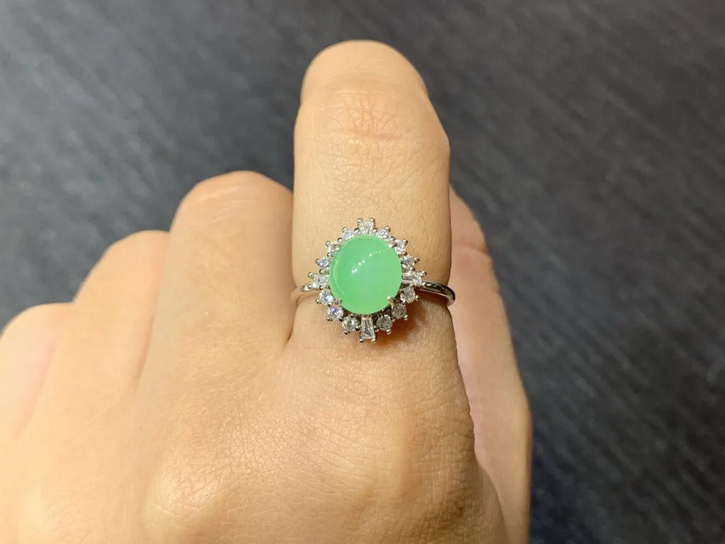 Icy Soft Vivid Green Natural Jadeite Cabochon Ring — S925 Silver · No. 6C8F (photo 5)