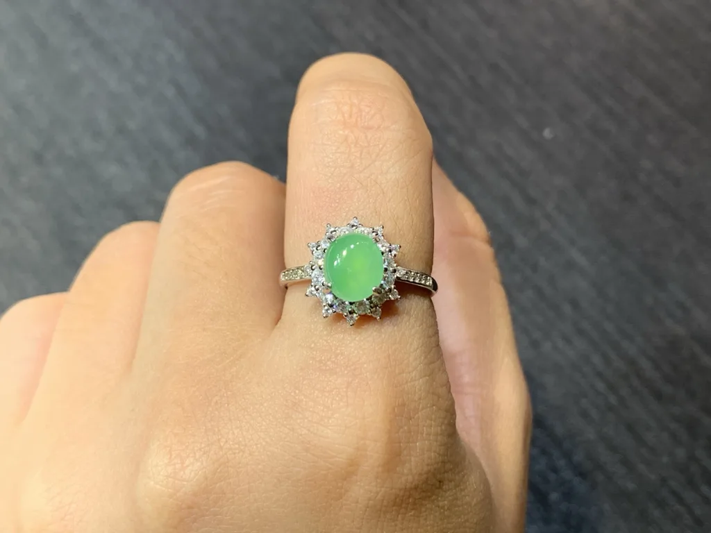 Icy Vivid Green Natural Jadeite Cabochon Ring — S925 Silver · No. 81B2 (photo 5)