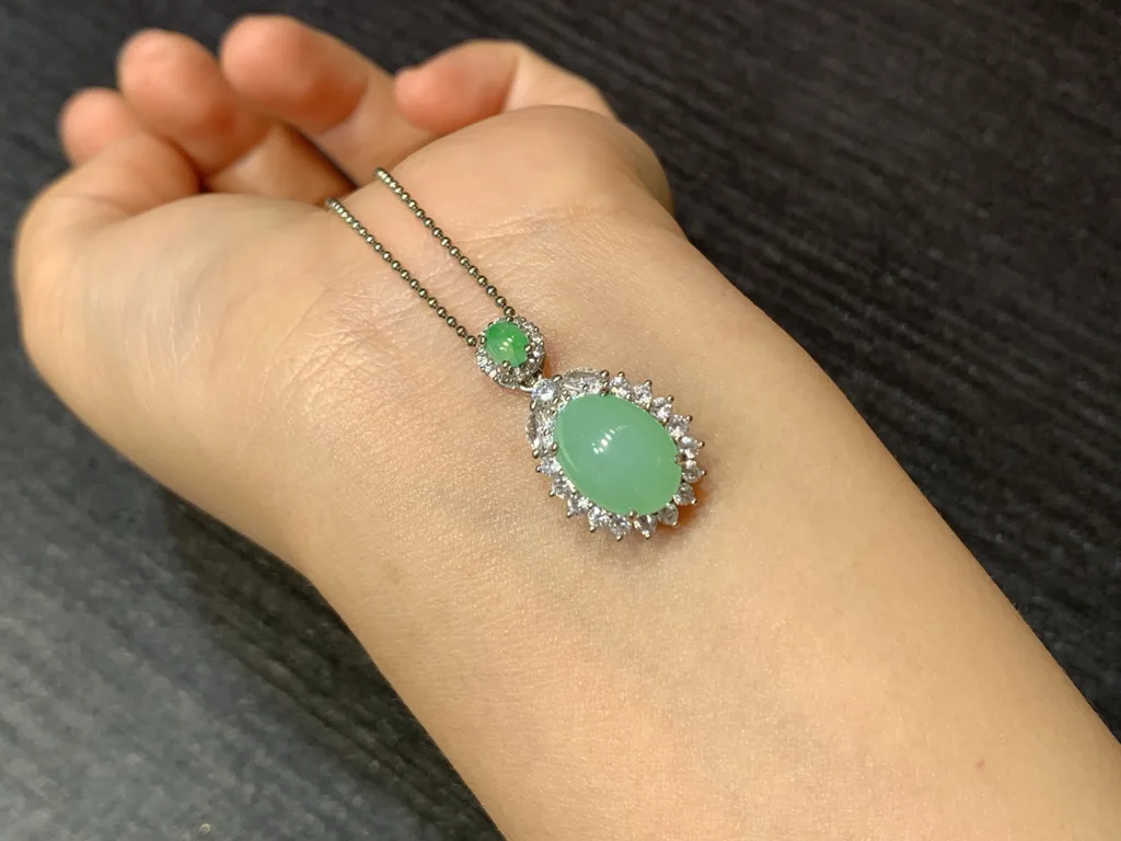 Icy Soft Green Natural Jadeite Cabochon Pendant — S925 Silver · No. 06F6 (photo 3)