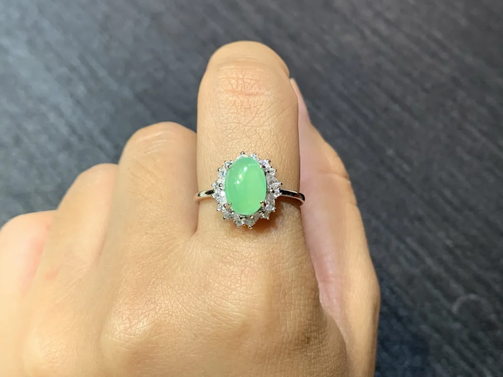 High-Icy Clear Green Natural Jadeite Cabochon Ring — S925 Silver · No. 7CB8 (photo 5)
